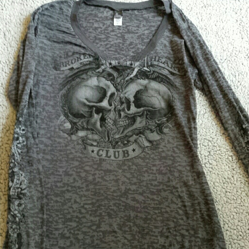 Black burn out tshirt
